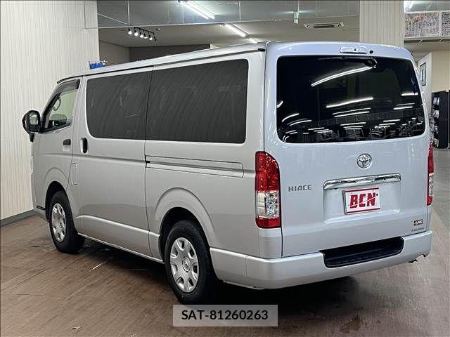 Toyota HIACE VAN 2022-05 8872297-6