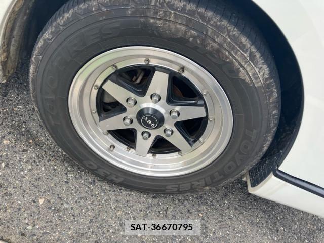 Toyota HIACE VAN 2018-04 8872301-5