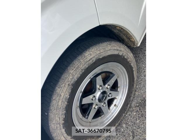 Toyota HIACE VAN 2018-04 8872301-7