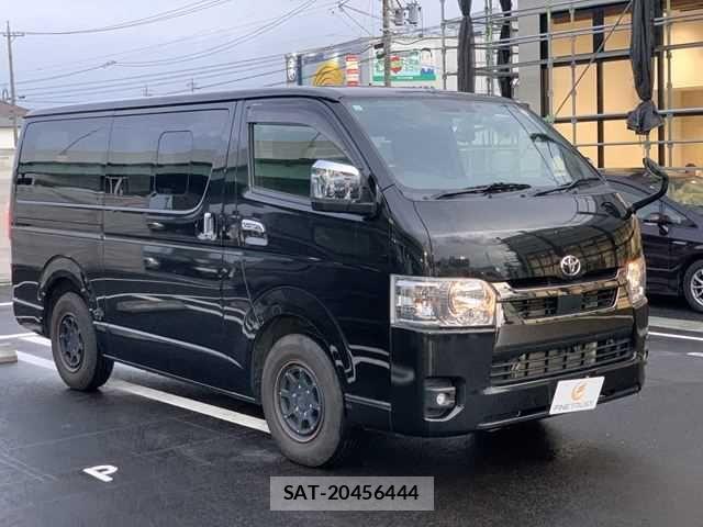 Toyota HIACE VAN 2023-12 8872289-13