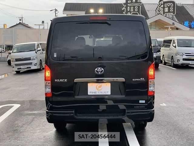 Toyota HIACE VAN 2023-12 8872289-16