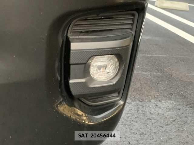 Toyota HIACE VAN 2023-12 8872289-22