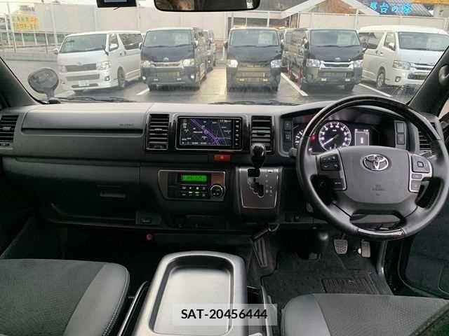 Toyota HIACE VAN 2023-12 8872289-2