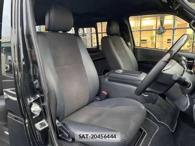 Toyota HIACE VAN 2023-12 8872289-8