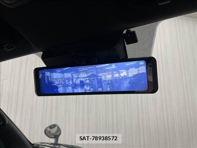 Toyota HIACE VAN 2020-09 8872286-23