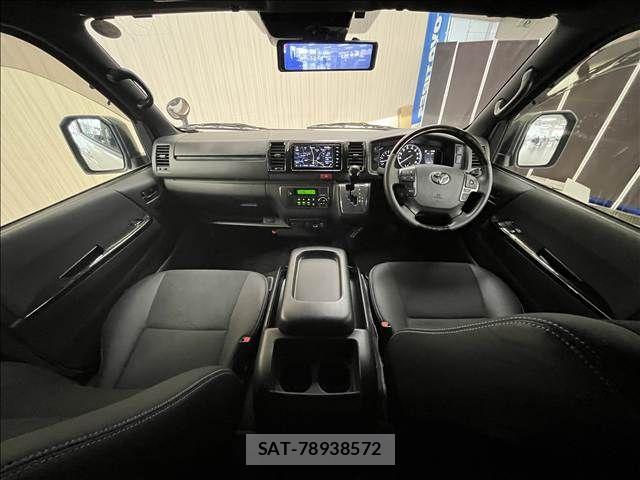 Toyota HIACE VAN 2020-09 8872286-8