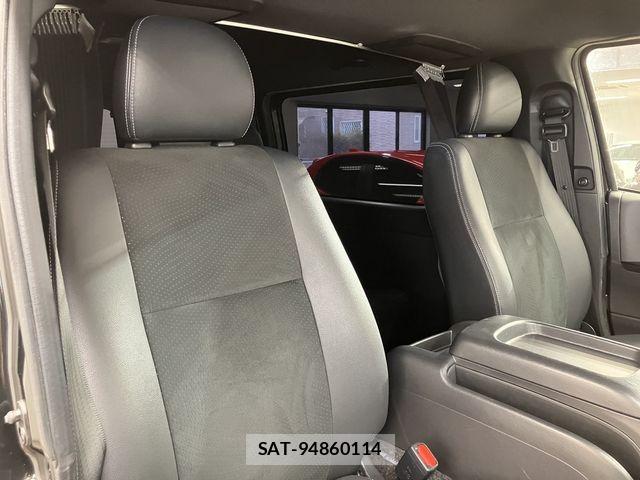Toyota HIACE VAN 2019-09 8872292-16