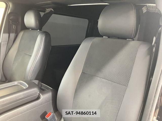 Toyota HIACE VAN 2019-09 8872292-19