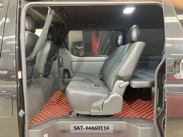 Toyota HIACE VAN 2019-09 8872292-20