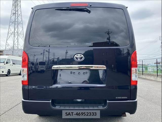 Toyota HIACE VAN 2016-11 8872295-17