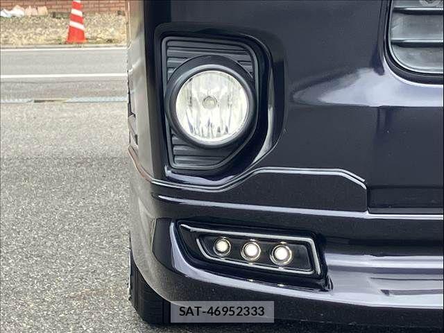 Toyota HIACE VAN 2016-11 8872295-24