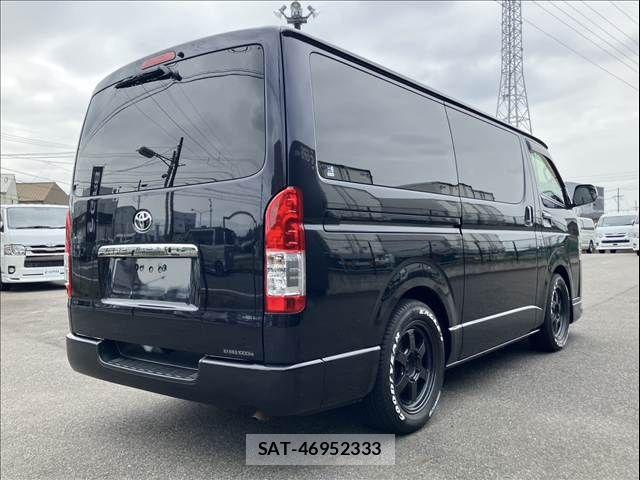 Toyota HIACE VAN 2016-11 8872295-6