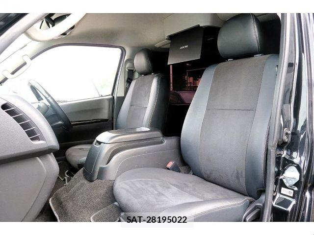 Toyota HIACE VAN 2018-01 8872290-14