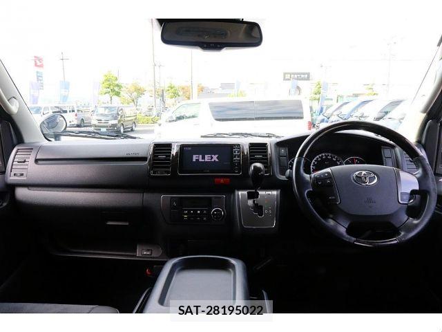 Toyota HIACE VAN 2018-01 8872290-3
