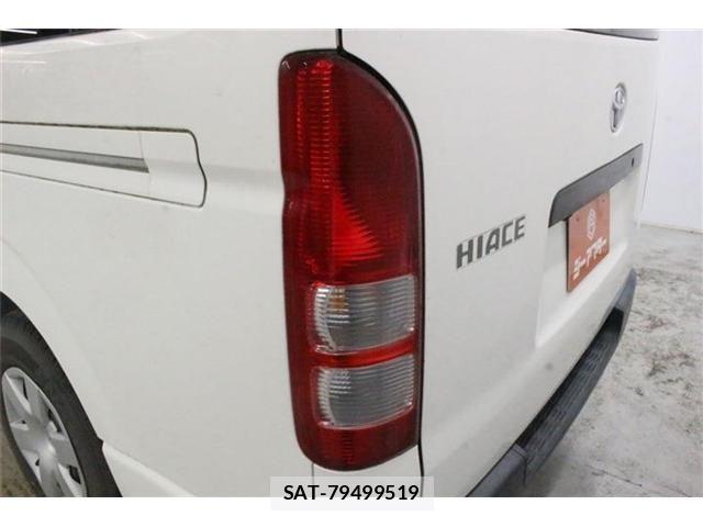 Toyota HIACE VAN 2018-08 8872300-15