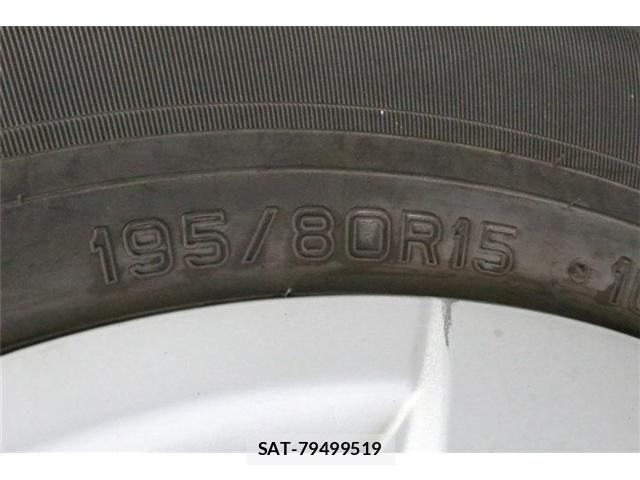 Toyota HIACE VAN 2018-08 8872300-19