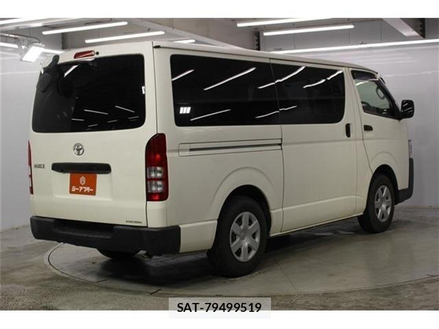Toyota HIACE VAN 2018-08 8872300-4