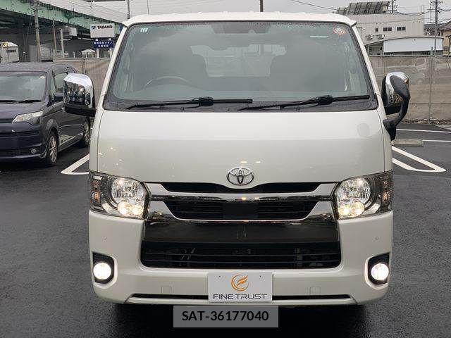 Toyota HIACE VAN 2021-12 8872296-14