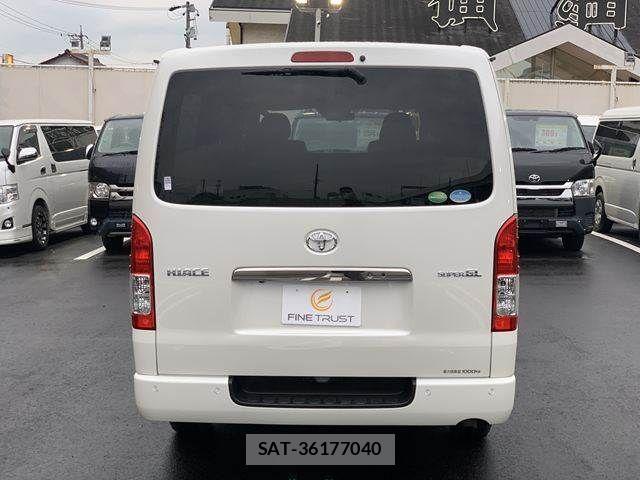 Toyota HIACE VAN 2021-12 8872296-18