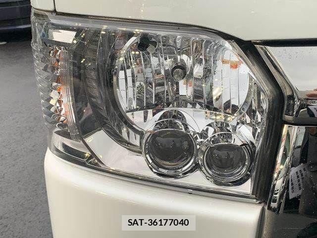 Toyota HIACE VAN 2021-12 8872296-21