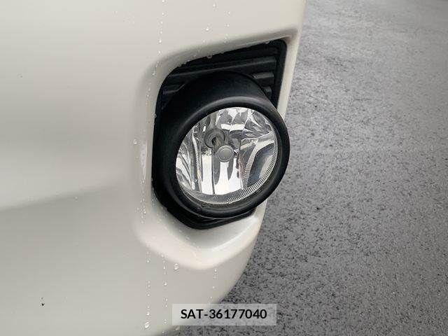 Toyota HIACE VAN 2021-12 8872296-24