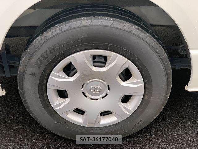 Toyota HIACE VAN 2021-12 8872296-27