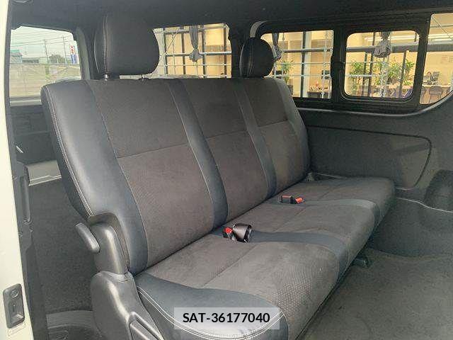 Toyota HIACE VAN 2021-12 8872296-8
