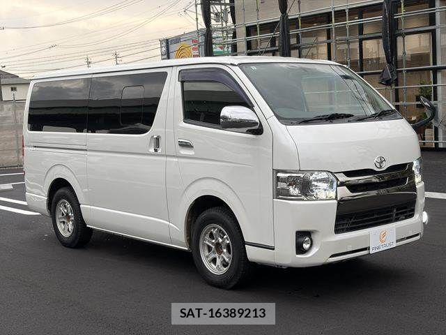 Toyota HIACE VAN 2017-04 8872293-15