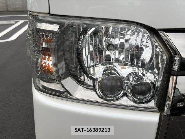 Toyota HIACE VAN 2017-04 8872293-21