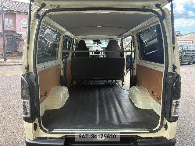 Toyota HIACE VAN 2020-07 8872294-13