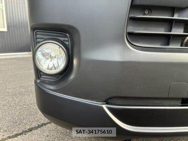 Toyota HIACE VAN 2020-07 8872294-28