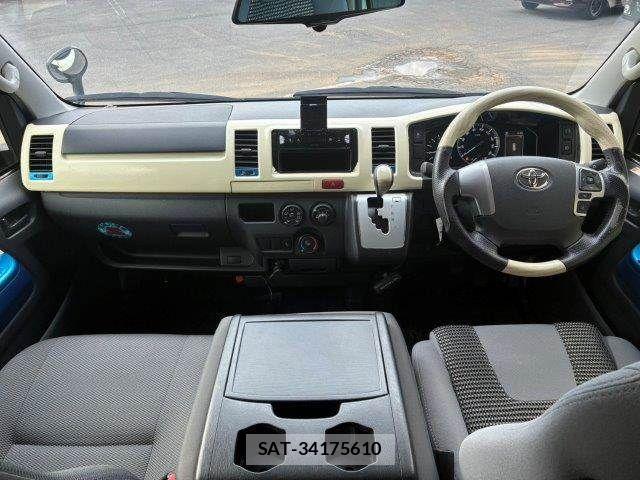 Toyota HIACE VAN 2020-07 8872294-2