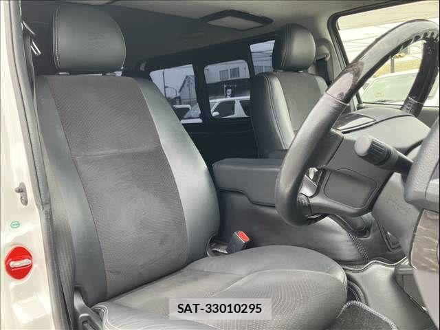 Toyota HIACE VAN 2018-02 8872298-13