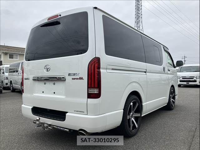 Toyota HIACE VAN 2018-02 8872298-6
