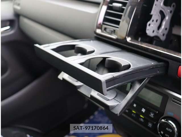 Toyota HIACE VAN 2025-10 8882651-7