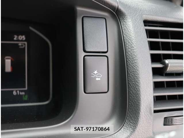 Toyota HIACE VAN 2025-10 8882651-17