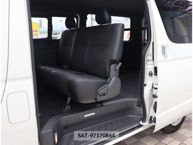 Toyota HIACE VAN 2025-10 8882651-26