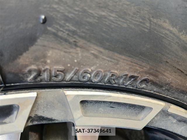 Toyota HIACE VAN 2019-03 8882655-23