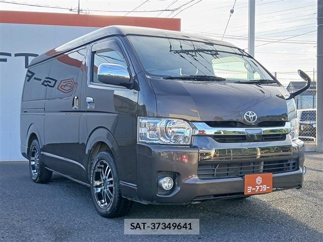 Toyota HIACE VAN 2019-03 8882655-2