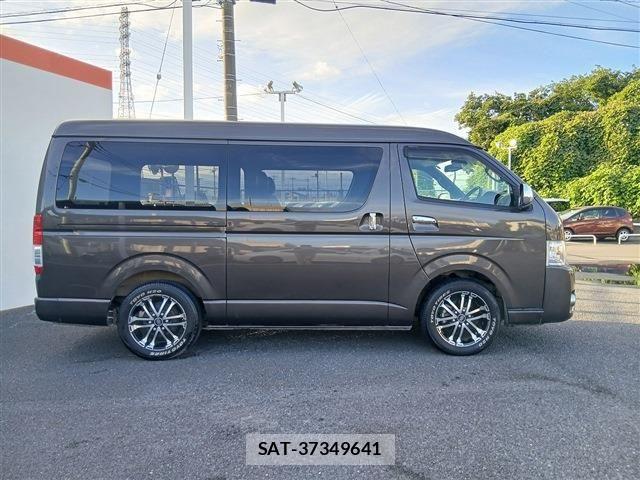 Toyota HIACE VAN 2019-03 8882655-3