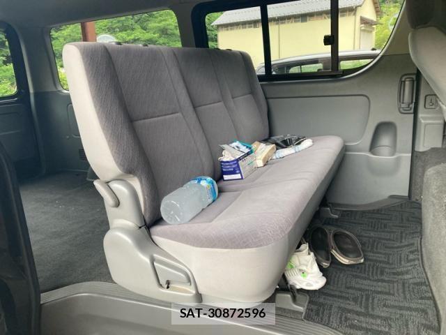 Toyota HIACE VAN 2009-12 8882667-10