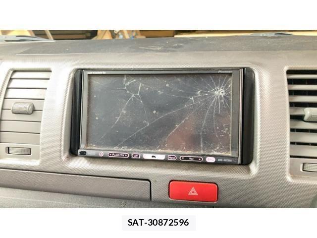 Toyota HIACE VAN 2009-12 8882667-15