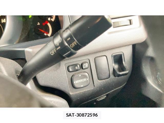 Toyota HIACE VAN 2009-12 8882667-16