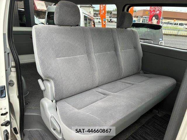 Toyota HIACE VAN 2007-11 8882664-12