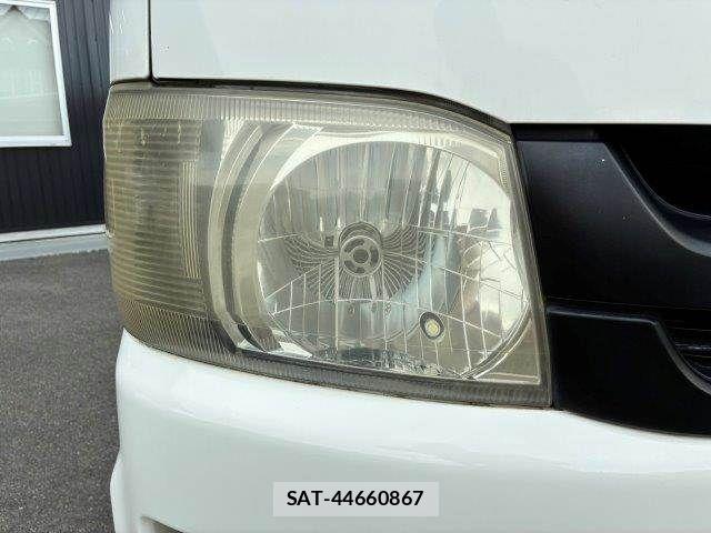 Toyota HIACE VAN 2007-11 8882664-26