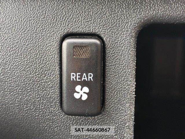 Toyota HIACE VAN 2007-11 8882664-8