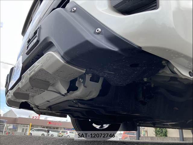 Toyota HIACE VAN 2024-03 8882648-23