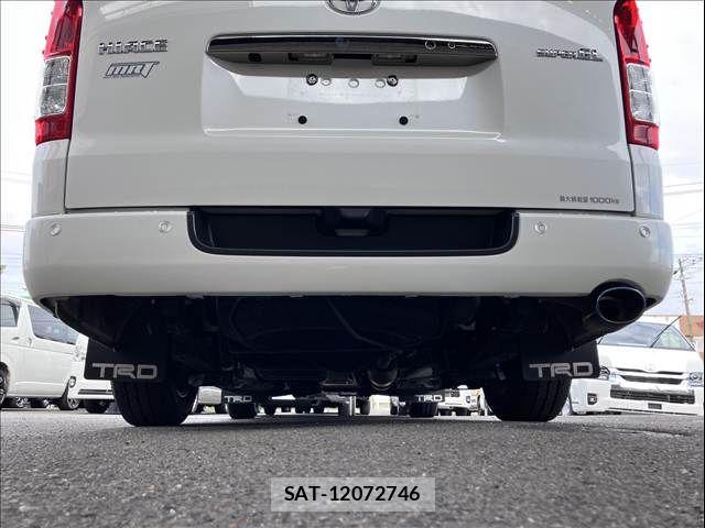 Toyota HIACE VAN 2024-03 8882648-26