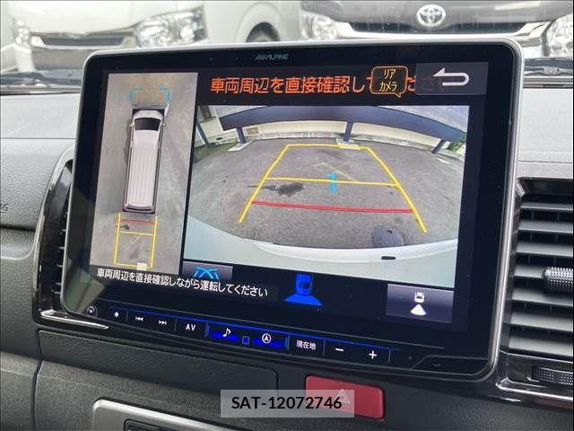 Toyota HIACE VAN 2024-03 8882648-5