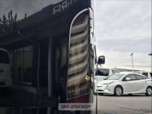 Toyota HIACE VAN 2023-02 8882653-17